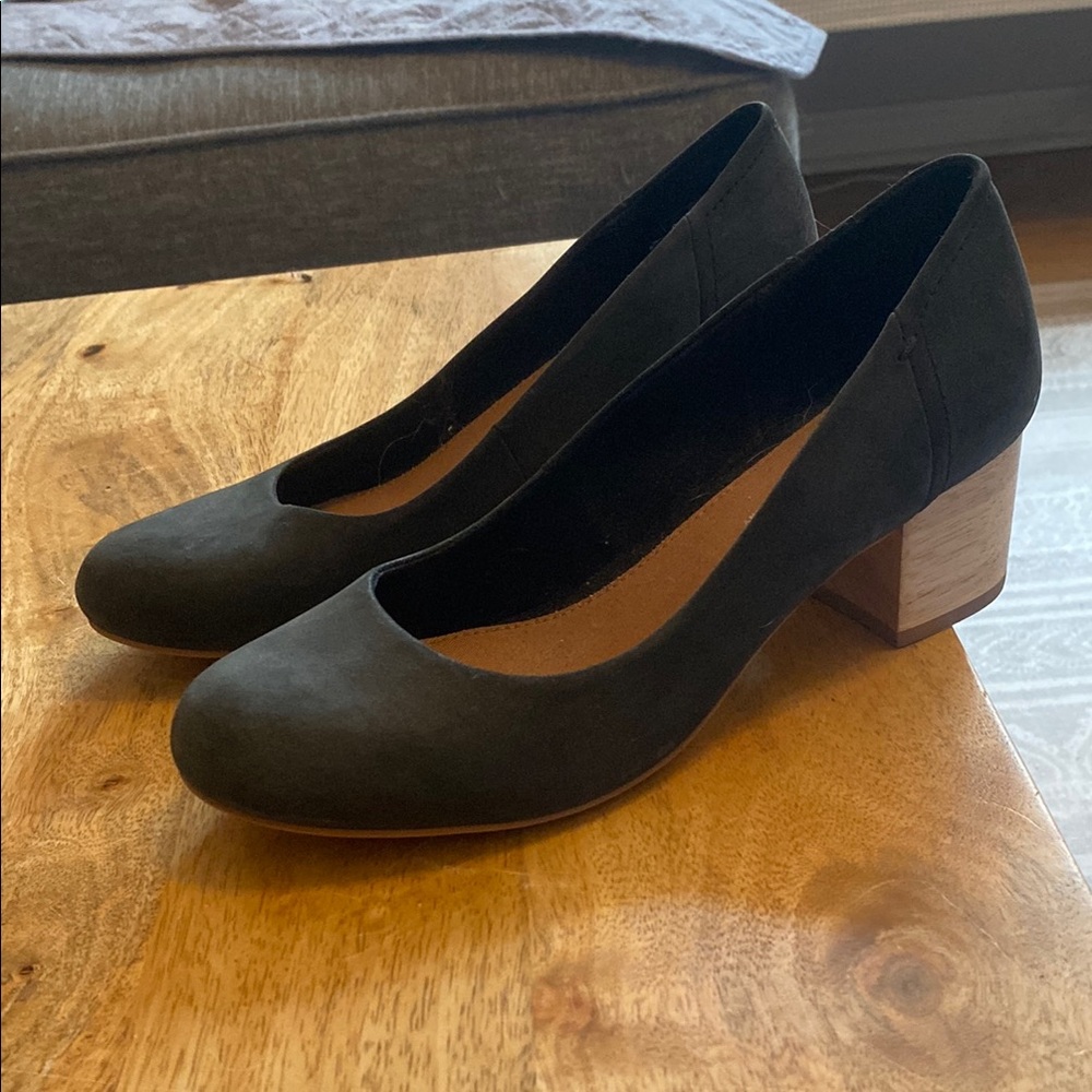 TOMS Black Block Heel Pumps